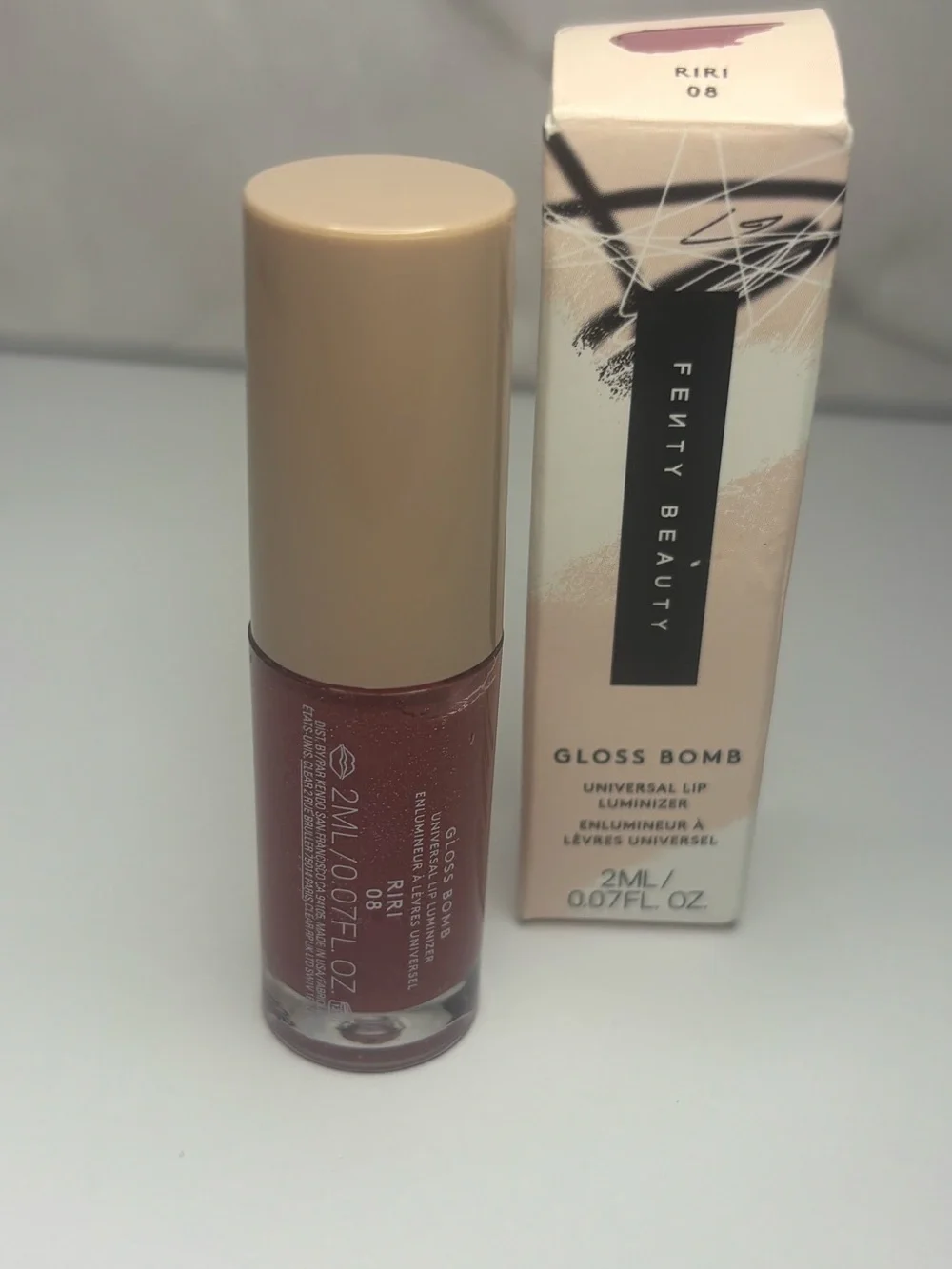 NEW/NIB Fenty Beauty Gloss Bomb Universal Lip Luminizer – RiRi 08 (Mini)